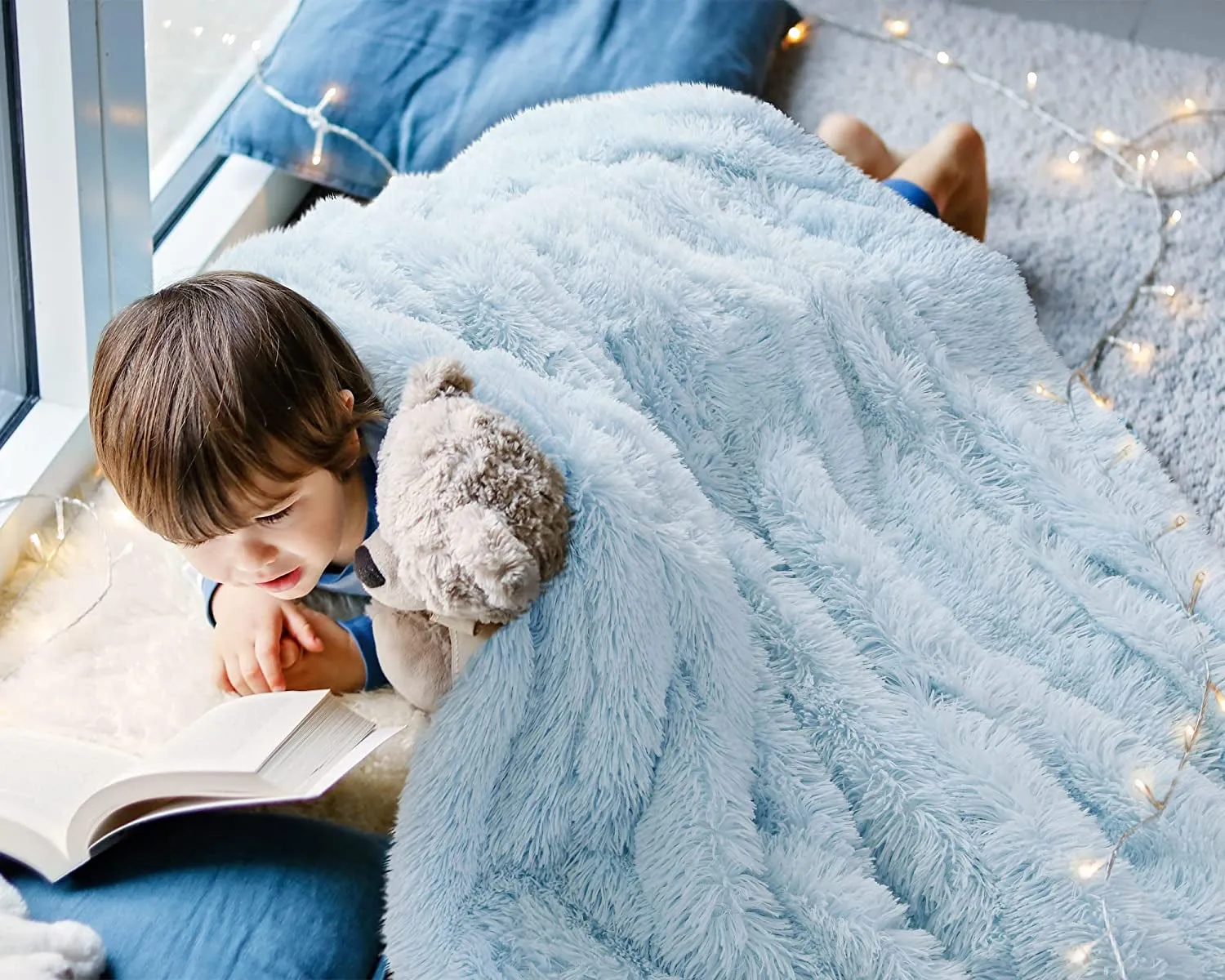 Light Blue Throw Blankets, Super Soft Shaggy Fuzzy Sherpa Blankets, Cozy Warm Lightweight Fluffy